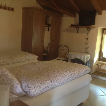 La Tana Del Ghiro * Porto Valtravaglia